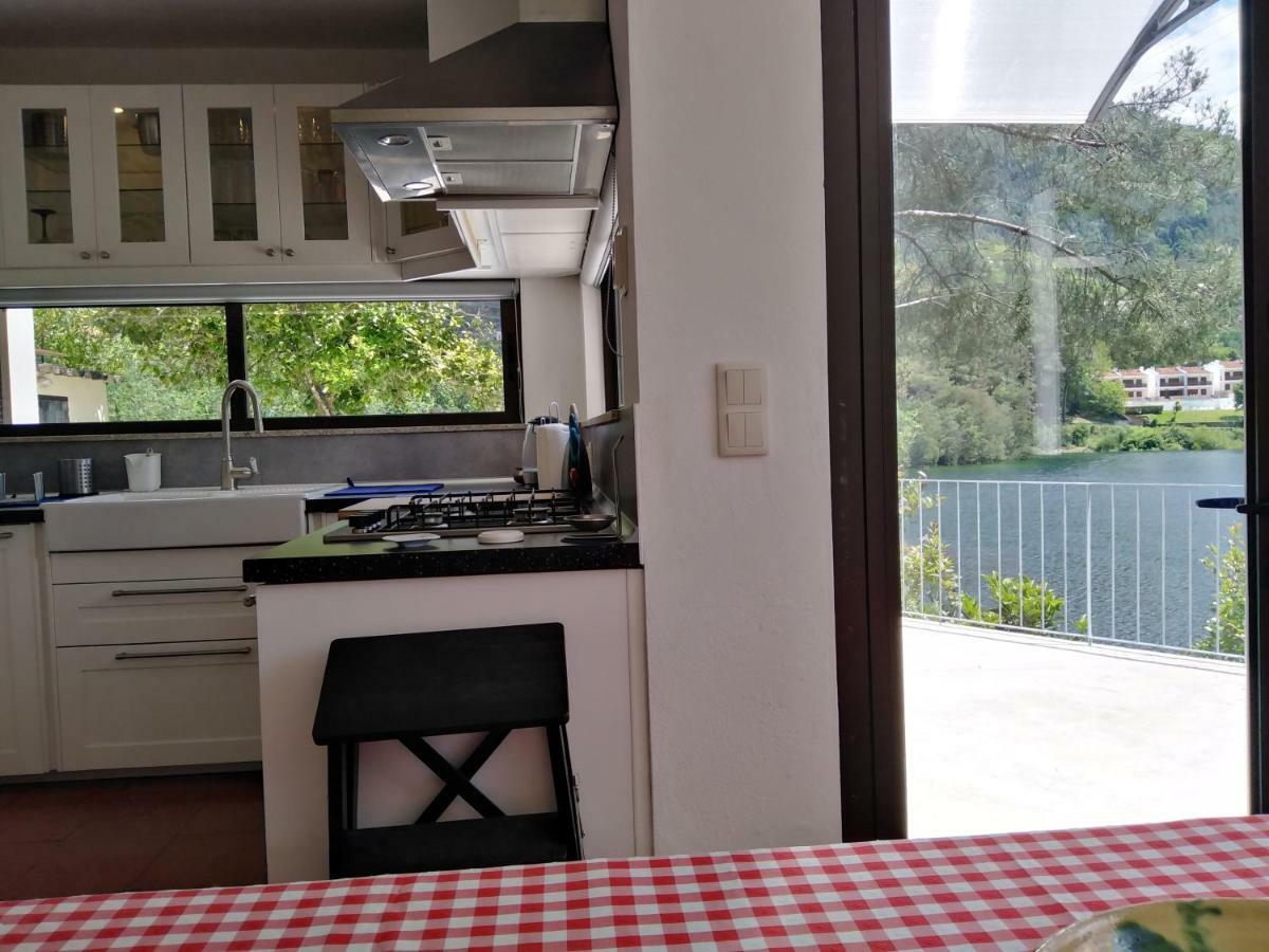 Casa Do Avo Xico - Geres Lake House - 10Pax エクステリア 写真