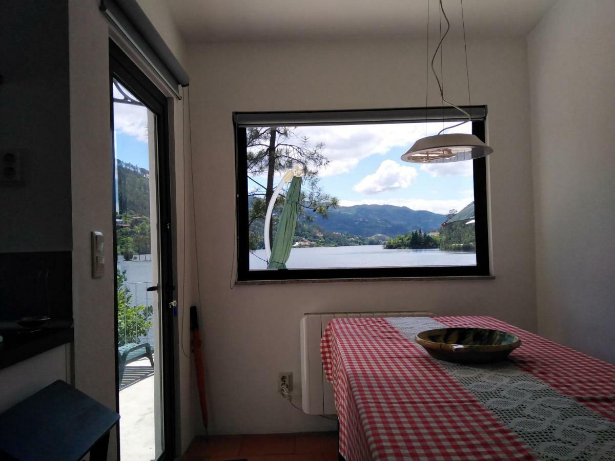 Casa Do Avo Xico - Geres Lake House - 10Pax エクステリア 写真